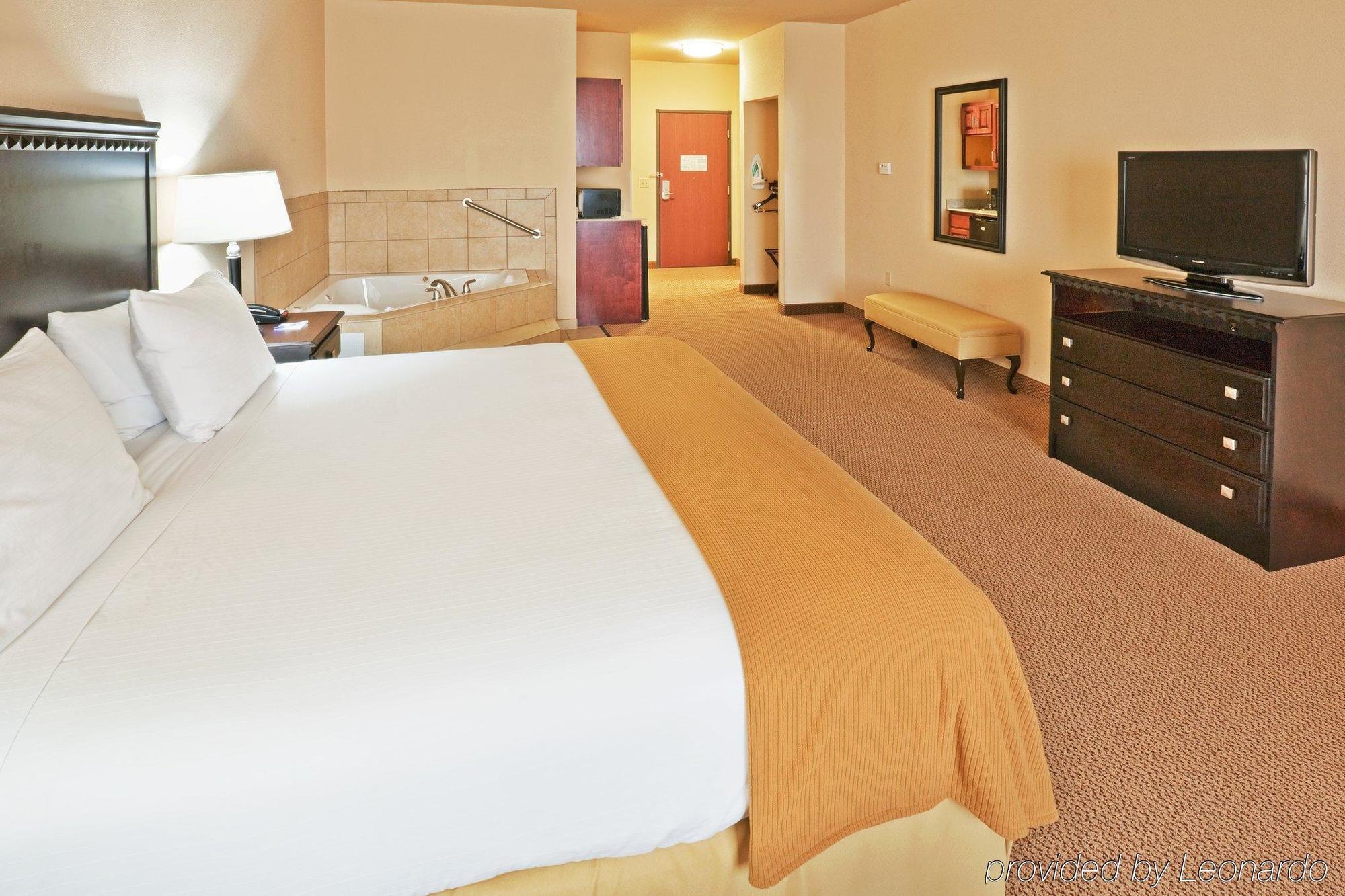 Holiday Inn Express Hotel And Suites Altus By Ihg Εξωτερικό φωτογραφία